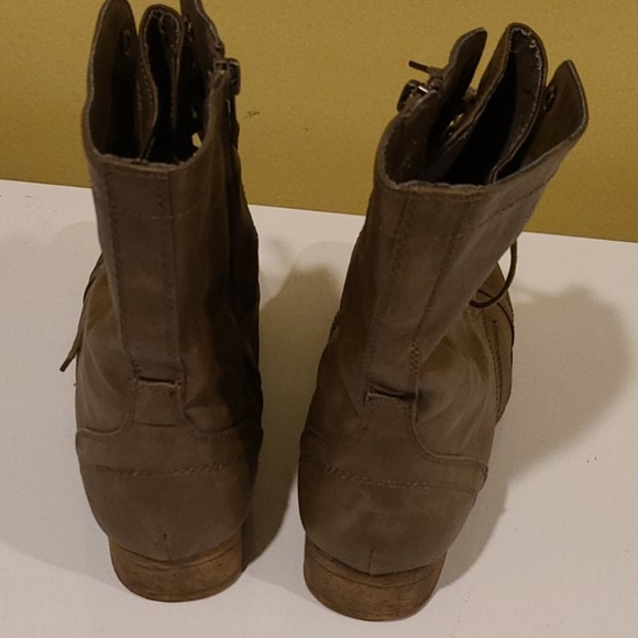 Madden Girl Combat boots sz 8 - Picture 5 of 5